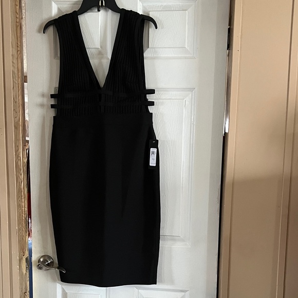 Chic Black Bebe Dress - Picture 1 of 9